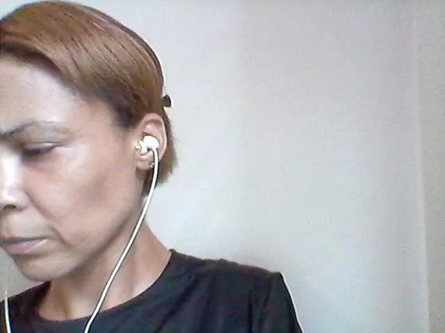 Live sex webcam photo for Mercedes1989 #276801528