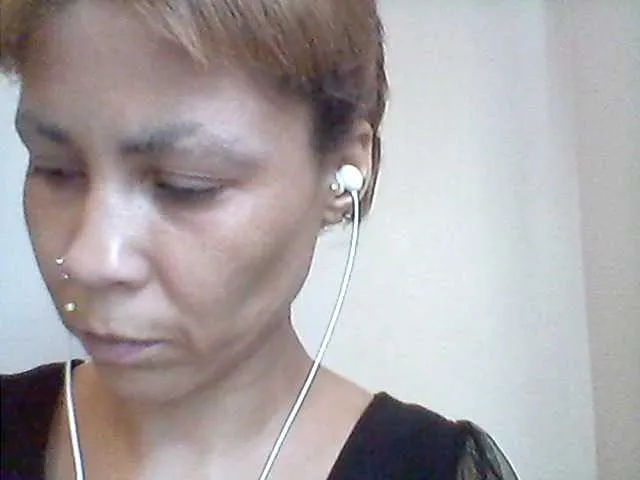 Live sex webcam photo for Mercedes1989 #276913329