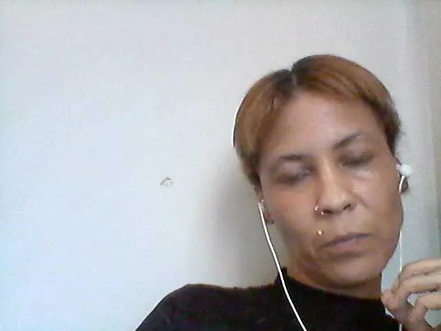 Live sex webcam photo for Mercedes1989 #276934643