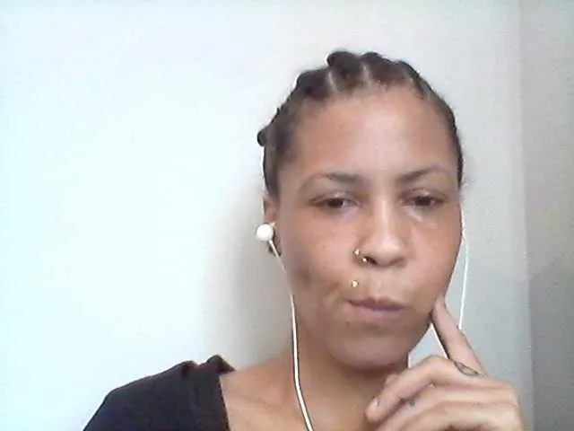 Live sex webcam photo for Mercedes1989 #277138236