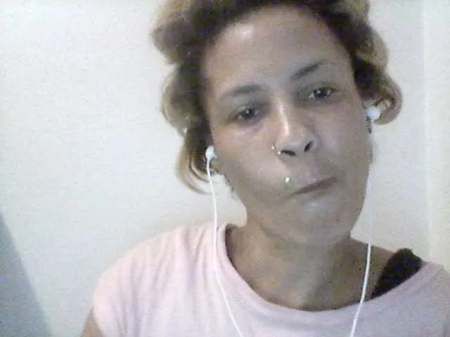 Live sex webcam photo for Mercedes1989 #277256721