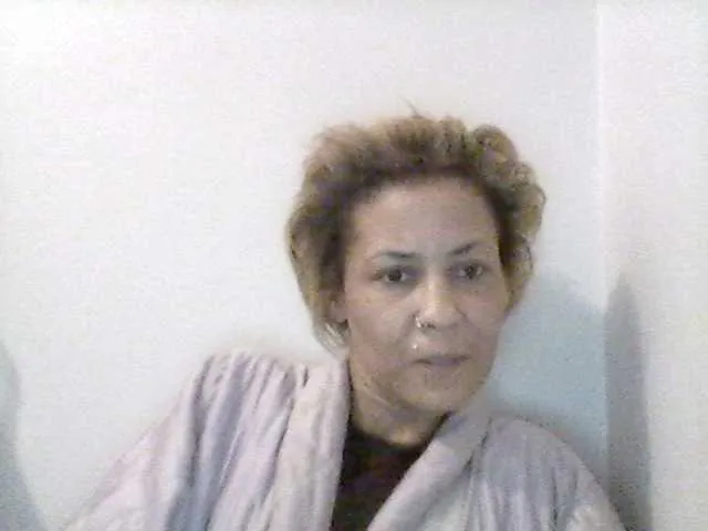 Live sex webcam photo for Mercedes1989 #277327139