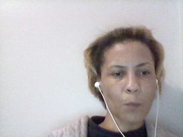 Live sex webcam photo for Mercedes1989 #277410907