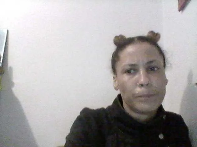 Live sex webcam photo for Mercedes1989 #277797632