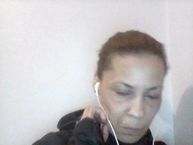 Live sex webcam photo for Mercedes1989 #278292923