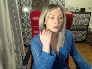 Live sex webcam photo for MercedessStar #207530282