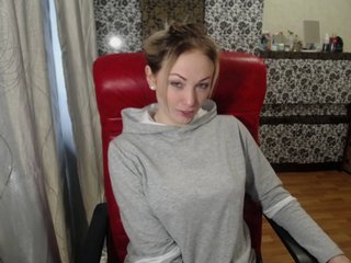 Live sex webcam photo for MercedessStar #217718006