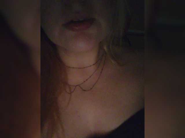 Live sex webcam photo for MeriBoos #290250999