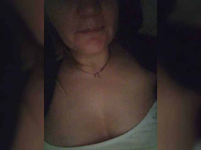 Live sex webcam photo for MeriBoos #290643673