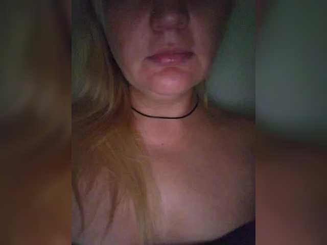 Live sex webcam photo for MeriBoos #291761051