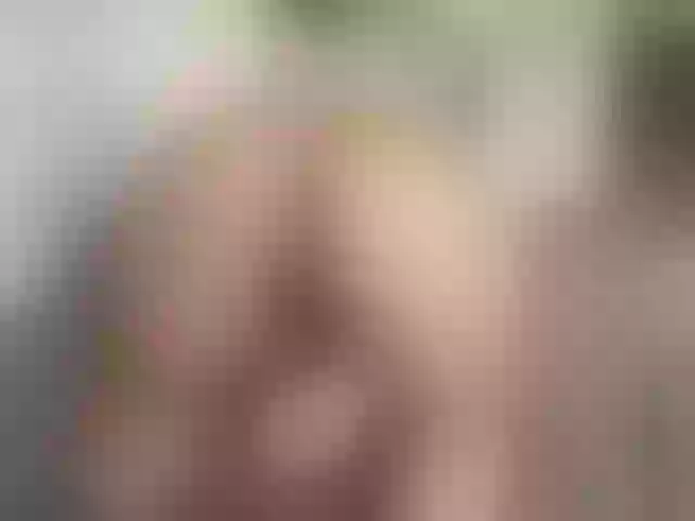 Live sex webcam photo for MerleRusson #292275918