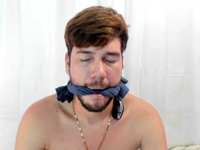 Live sex webcam photo for Mermaid-and-drax #283774581