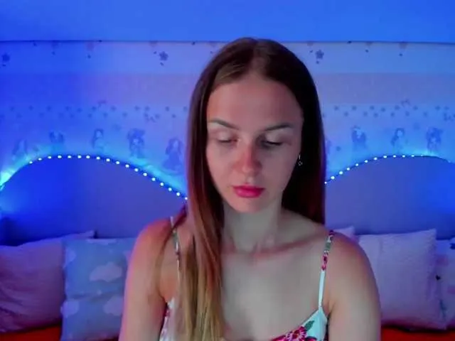 Live sex webcam photo for Merry-moor #275571856