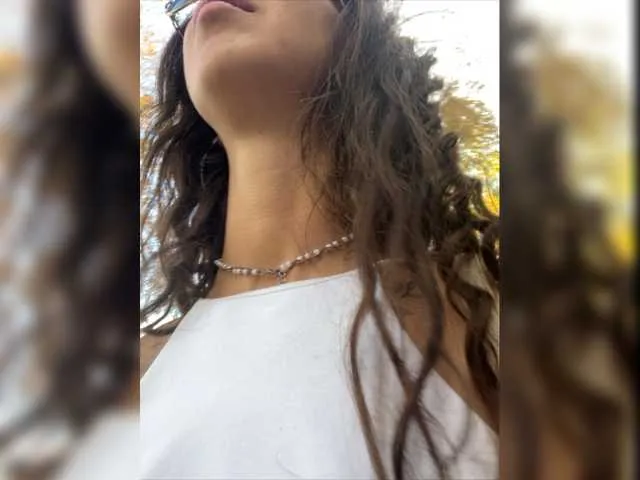 Live sex webcam photo for MerryBelli #276204691