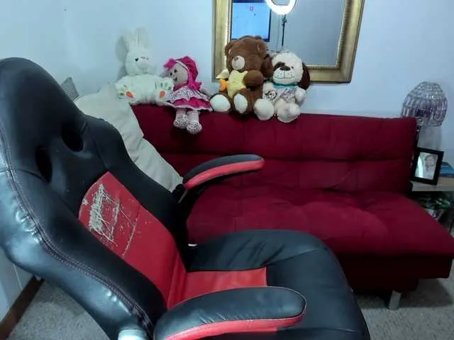 Live sex webcam photo for MerryColin #290404376