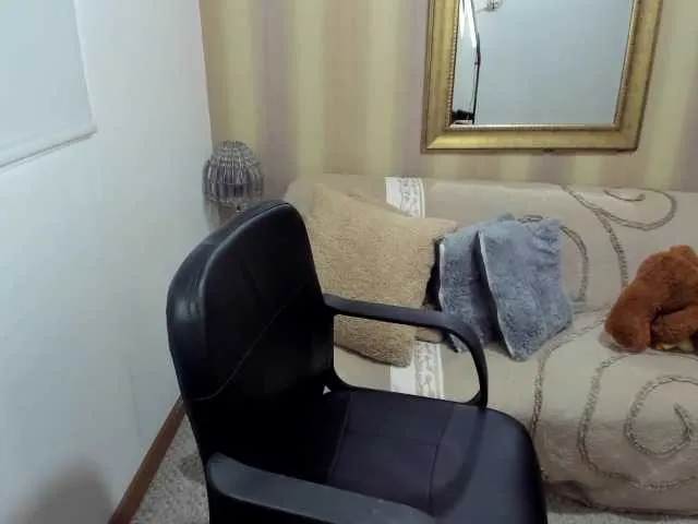 Live sex webcam photo for MerryColin #291379123