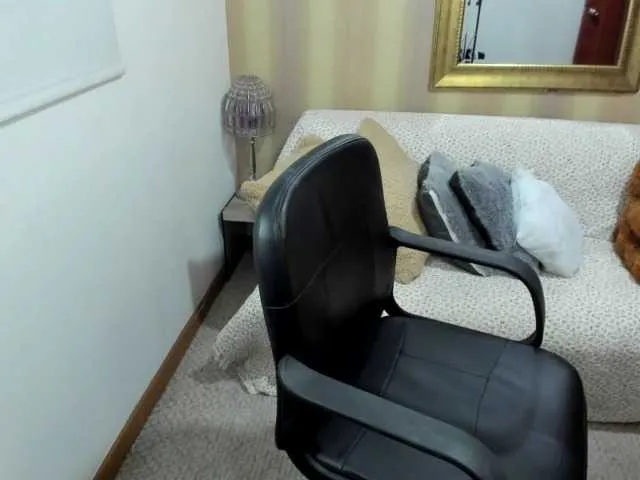 Live sex webcam photo for MerryColin #291875589