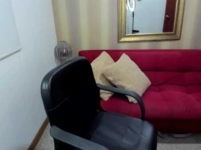 Live sex webcam photo for MerryColin #292192763