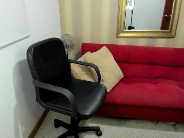 Live sex webcam photo for MerryColin #292365488