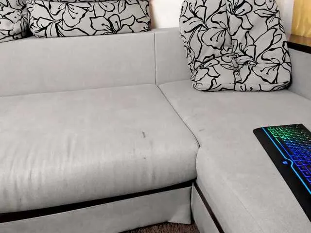 Live sex webcam photo for MertyXX #275639946