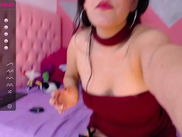 Live sex webcam photo for MeryCollins- #271939510