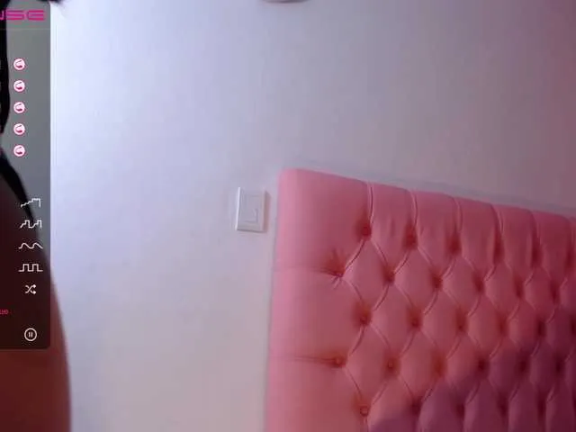 Live sex webcam photo for MeryCollins- #272001347