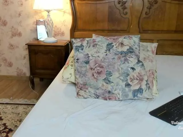 Live sex webcam photo for Messalinalove #276177233