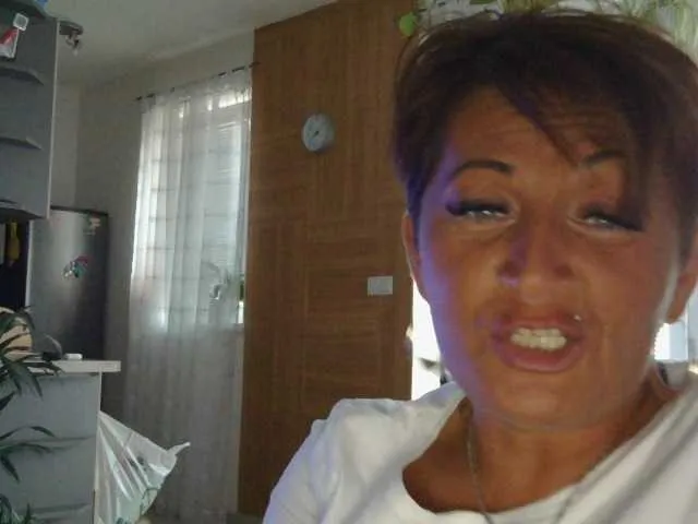 Live sex webcam photo for Messi001 #291045950