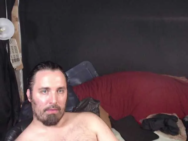 Live sex webcam photo for Metalstud #291498623