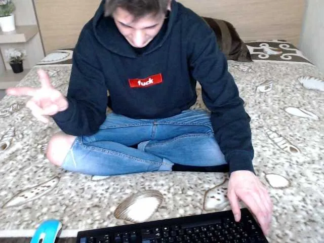 Live sex webcam photo for MethadMetti #271875037