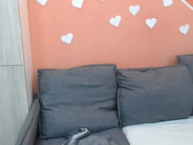 Live sex webcam photo for Mhelanny2 #277624480