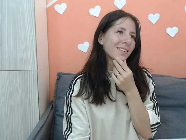 Live sex webcam photo for Mhelanny2 #277625876