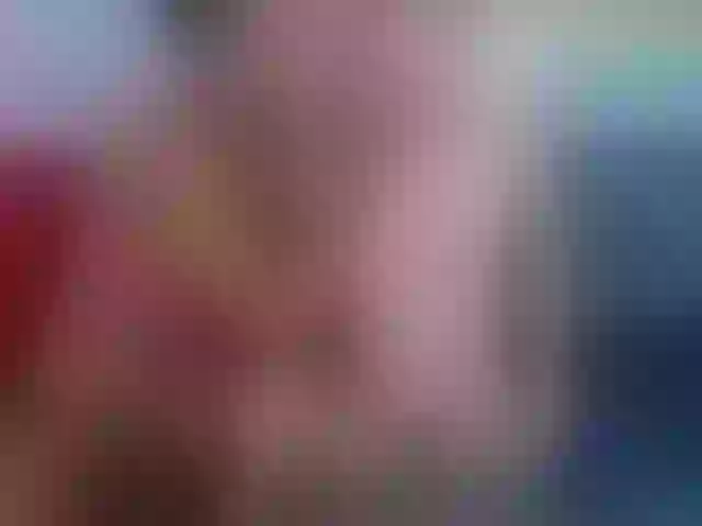 Live sex webcam photo for MhiaAndCandy #277974099