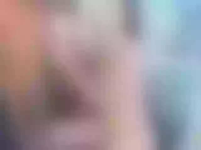 Live sex webcam photo for MhiaAndCandy #278103517