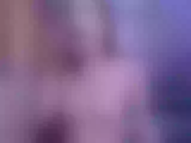 Live sex webcam photo for MhiaAndCandy #278197858