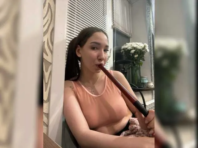 Live sex webcam photo for MiLaHHa #277265112
