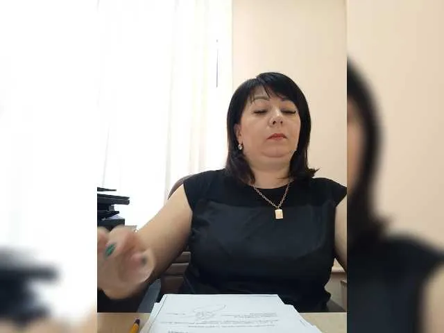 Live sex webcam photo for MiLediLeDi #273135514