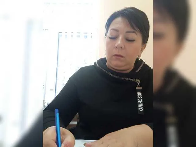 Live sex webcam photo for MiLediLeDi #273445308