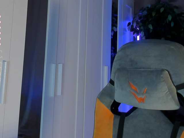 Live sex webcam photo for MiSeki #292386993