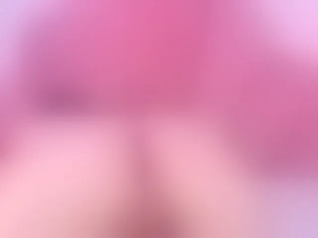 Live sex webcam photo for Mia-Anderson #293656222