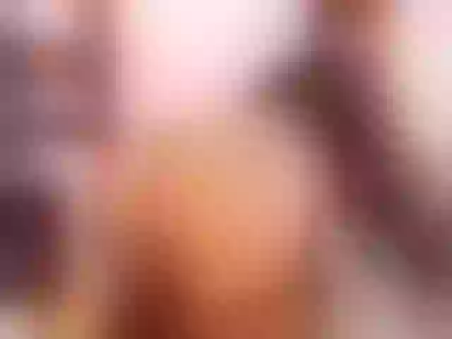 Live sex webcam photo for Mia-Bloom #288015559