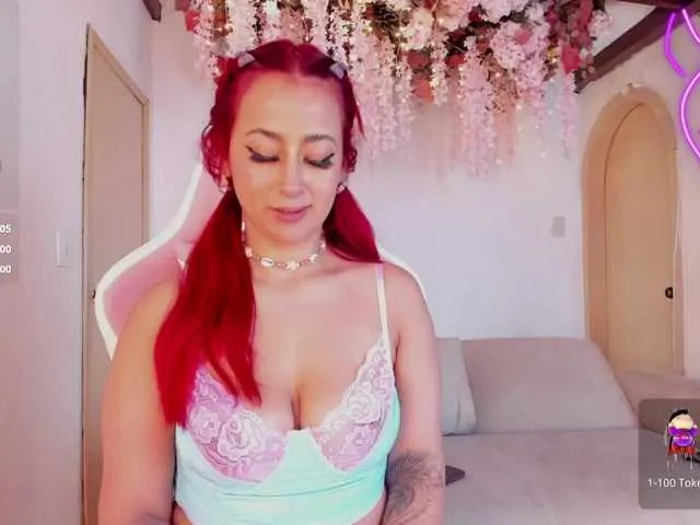 Live sex webcam photo for Mia-Bloom #290949534