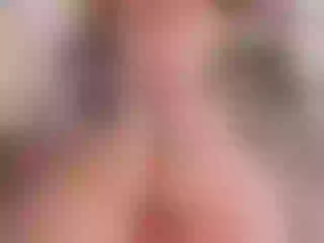 Live sex webcam photo for Mia-Bloom #291344137
