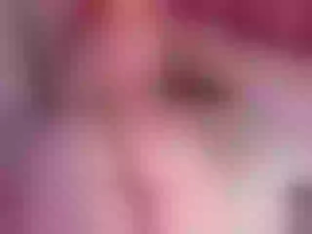 Live sex webcam photo for Mia-Bloom #292218944