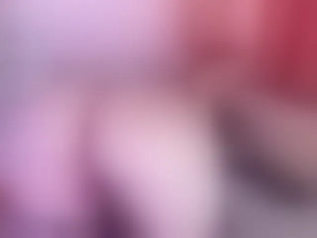 Live sex webcam photo for Mia-Bloom #292393146