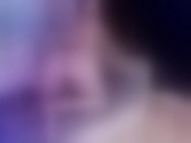 Live sex webcam photo for Mia-Bloom #293714890