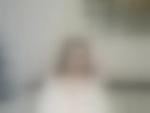 Live sex webcam photo for Mia-Callme #292541525