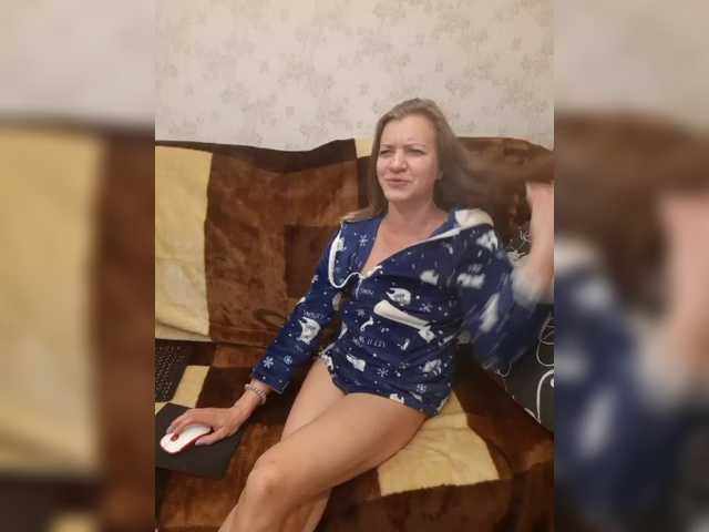 Live sex webcam photo for Mia-Carnival #292078675