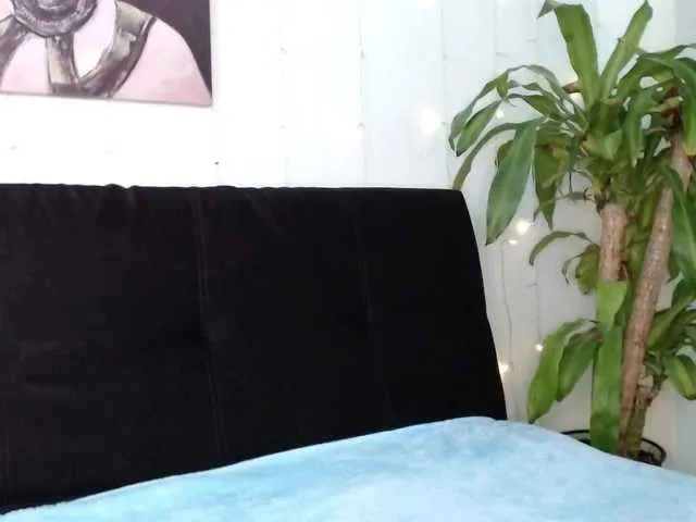 Live sex webcam photo for Mia-Ferreyra #272413019