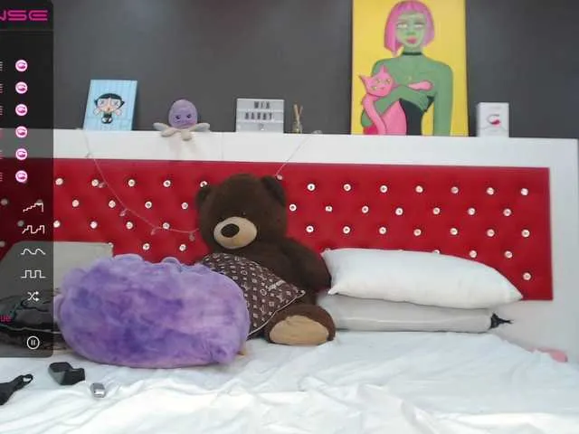 Live sex webcam photo for Mia-Rabbit #272247394